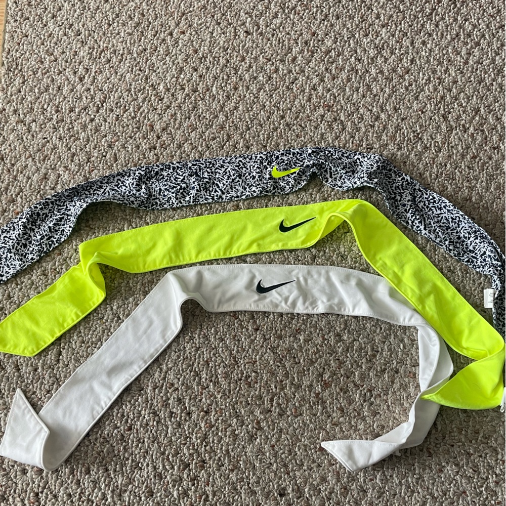 NIKE tie headband bundle